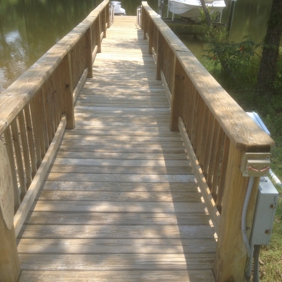 dock deck pressure washing